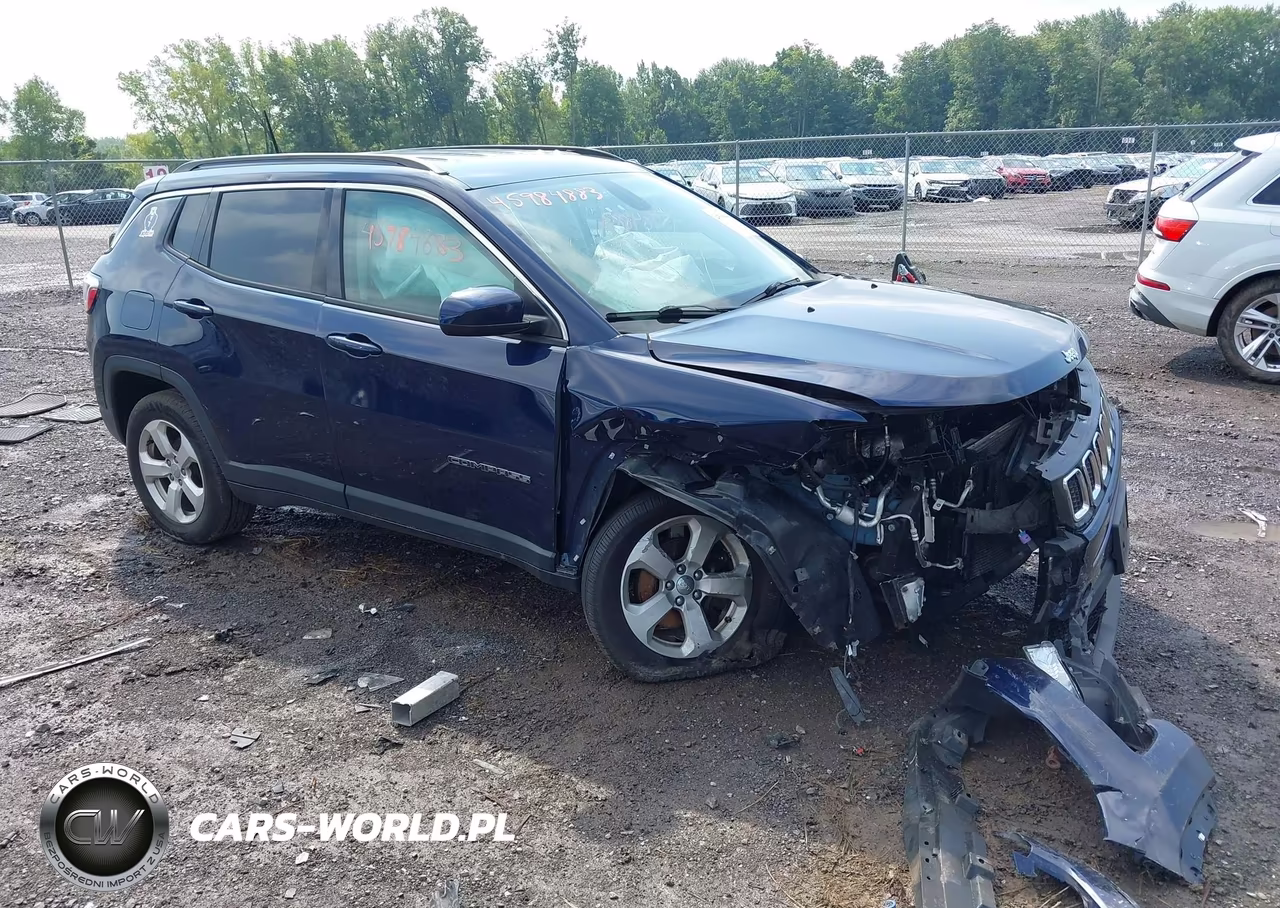 2018 Jeep Compass Latitude 4X4 – zdjęcie 1 z 16