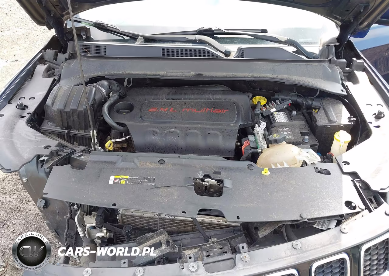 2018 Jeep Compass Latitude 4X4 VIN:3C4NJDBB1JT355336 - 10