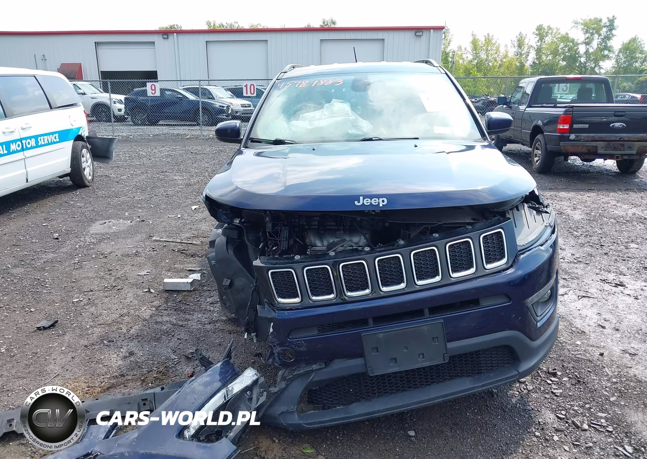 2018 Jeep Compass Latitude 4X4 VIN:3C4NJDBB1JT355336 - 12
