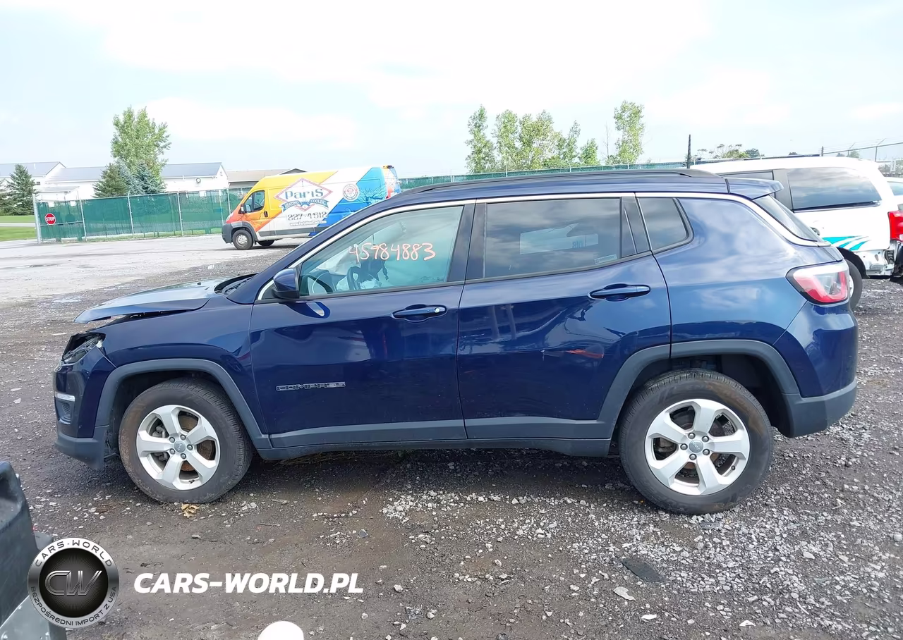 2018 Jeep Compass Latitude 4X4 VIN:3C4NJDBB1JT355336 - 14