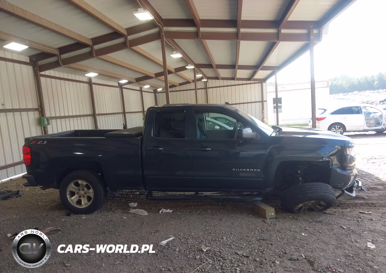 2018 Chevrolet Silverado 1500 2Lt VIN:1GCVKRECXJZ167650 - 13