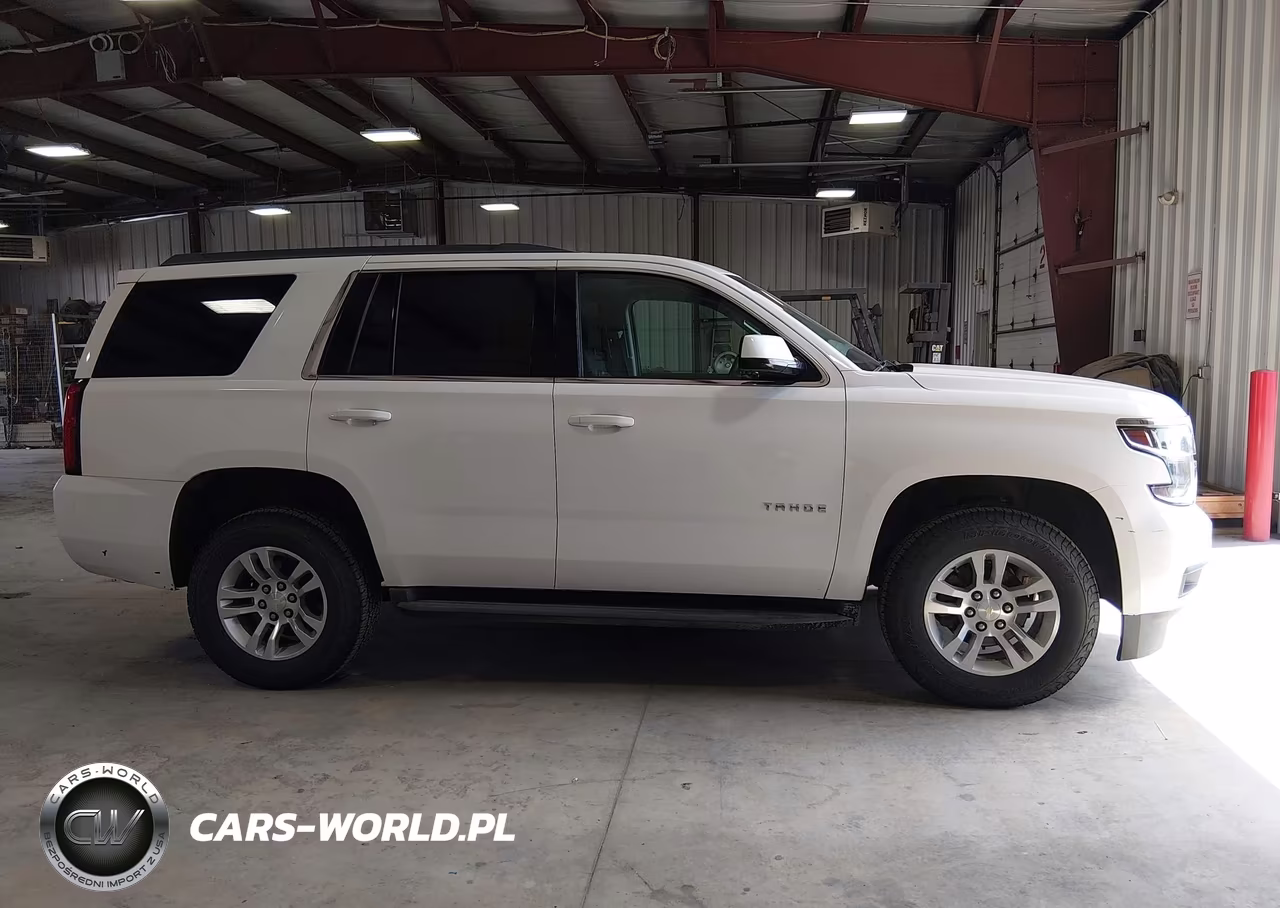 2017 Chevrolet Tahoe Ls VIN:1GNSKAEC9HR286795 - 13