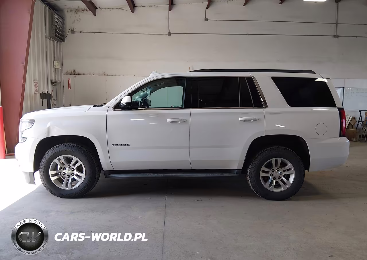 2017 Chevrolet Tahoe Ls VIN:1GNSKAEC9HR286795 - 14
