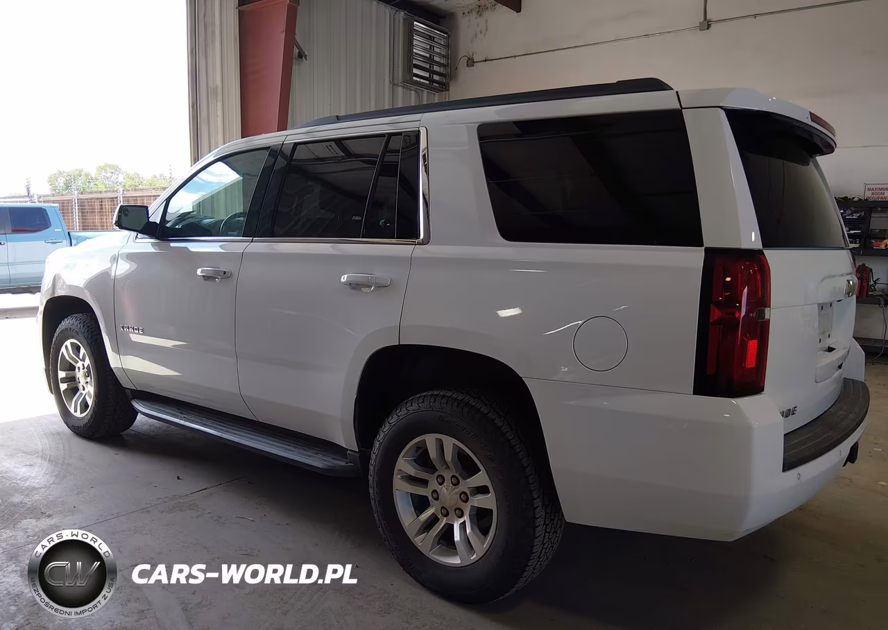 2017 Chevrolet Tahoe Ls VIN:1GNSKAEC9HR286795 - 3