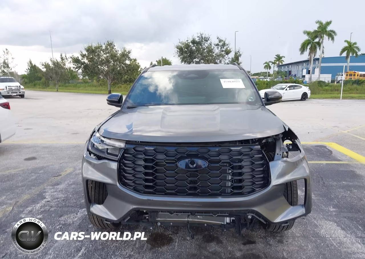 2025 Ford Explorer St-Line VIN:1FMUK8KH5SGC27574 - 12