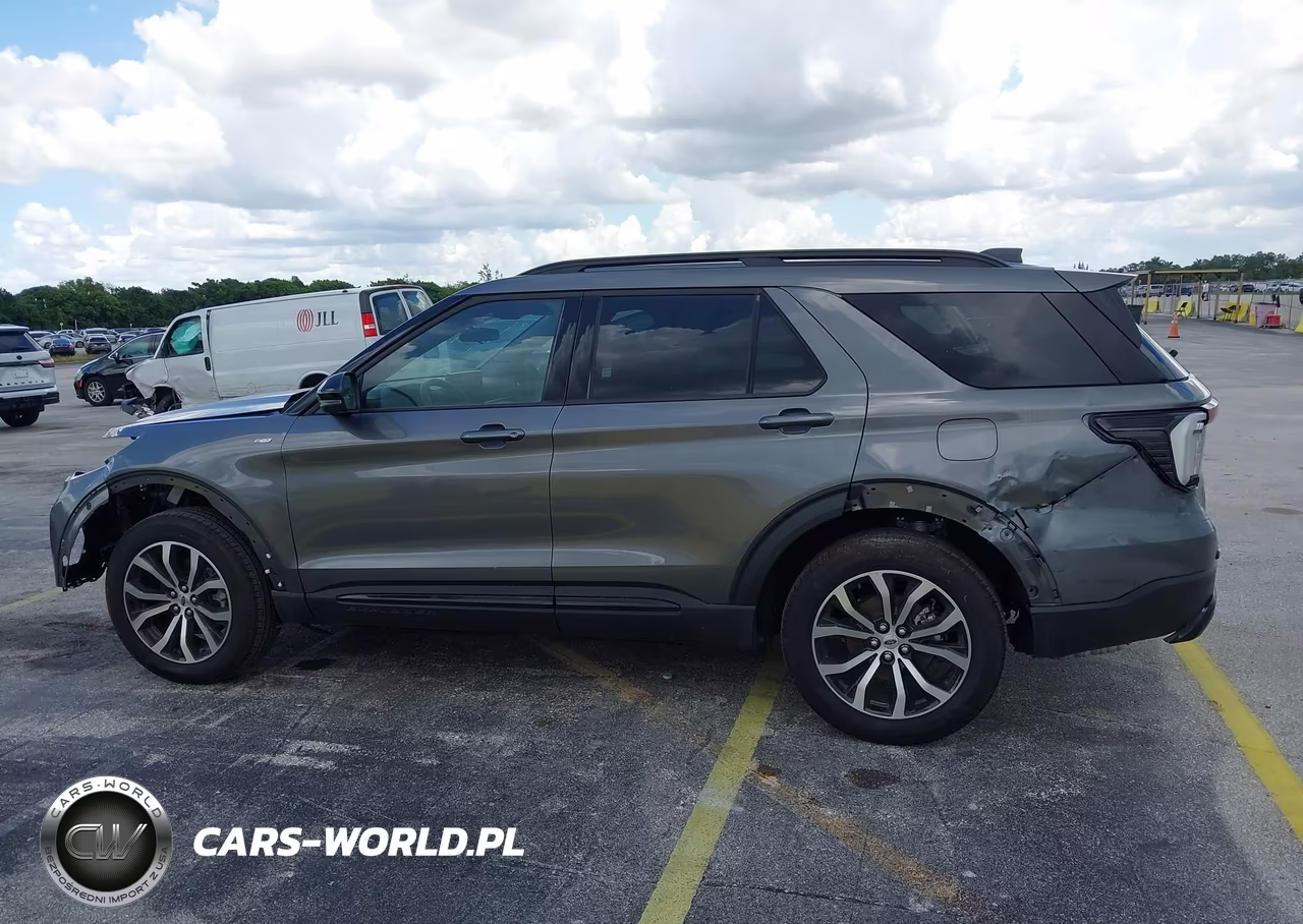 2025 Ford Explorer St-Line VIN:1FMUK8KH5SGC27574 - 14