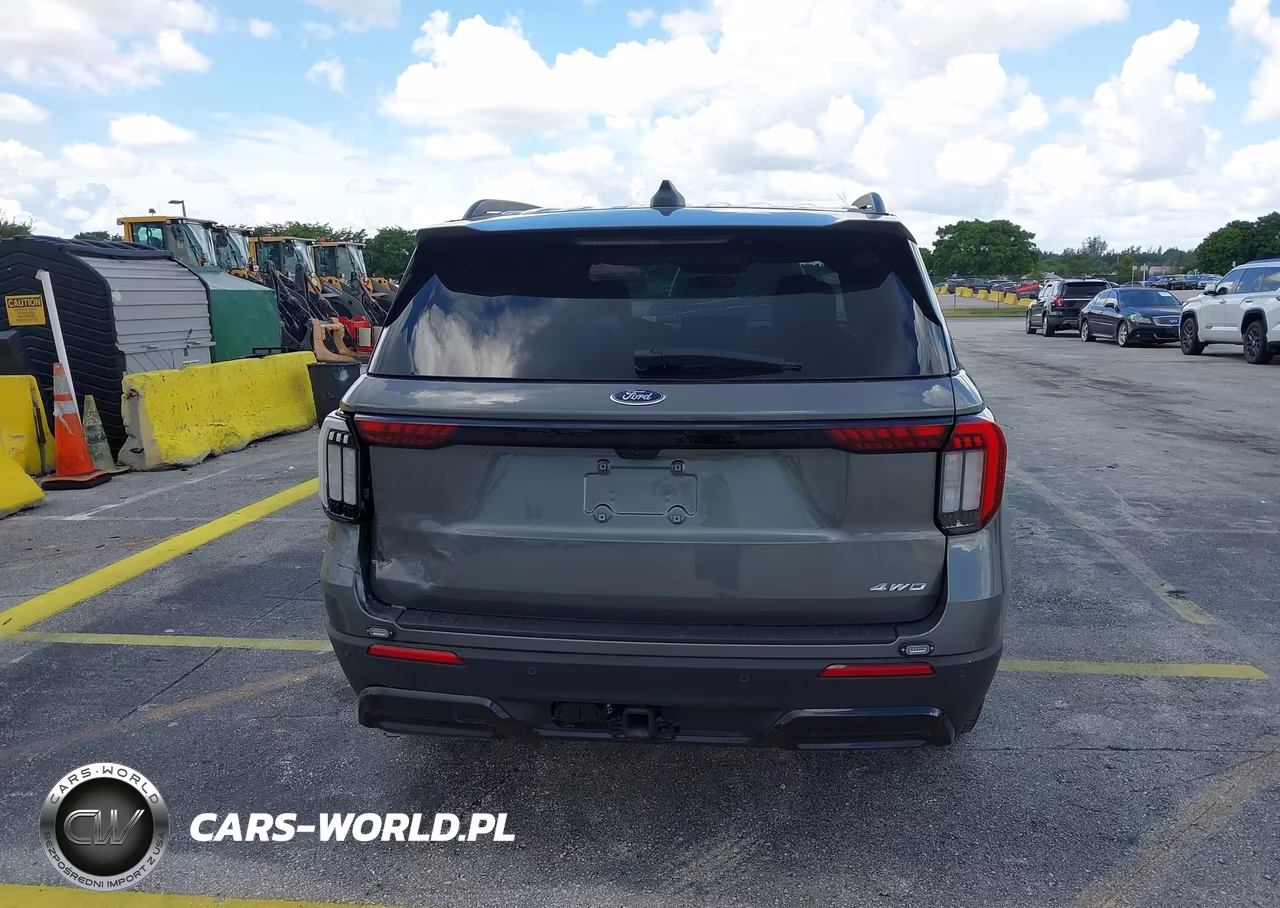 2025 Ford Explorer St-Line VIN:1FMUK8KH5SGC27574 - 16