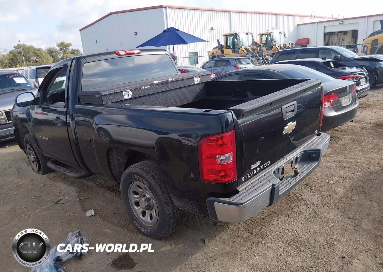 2011 Chevrolet Silverado 1500 Work Truck VIN:1GCNCPEX6BZ449631 - 3