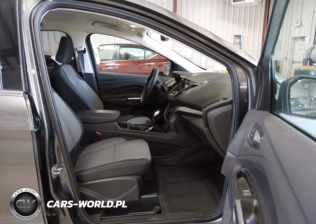 2019 Ford Escape Se VIN:1FMCU9GD9KUA36923 - 5