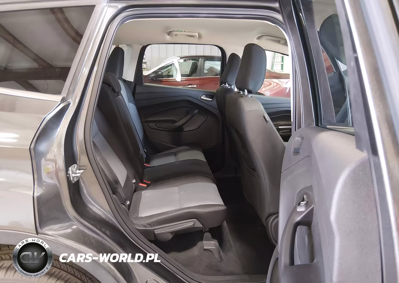 2019 Ford Escape Se VIN:1FMCU9GD9KUA36923 - 8