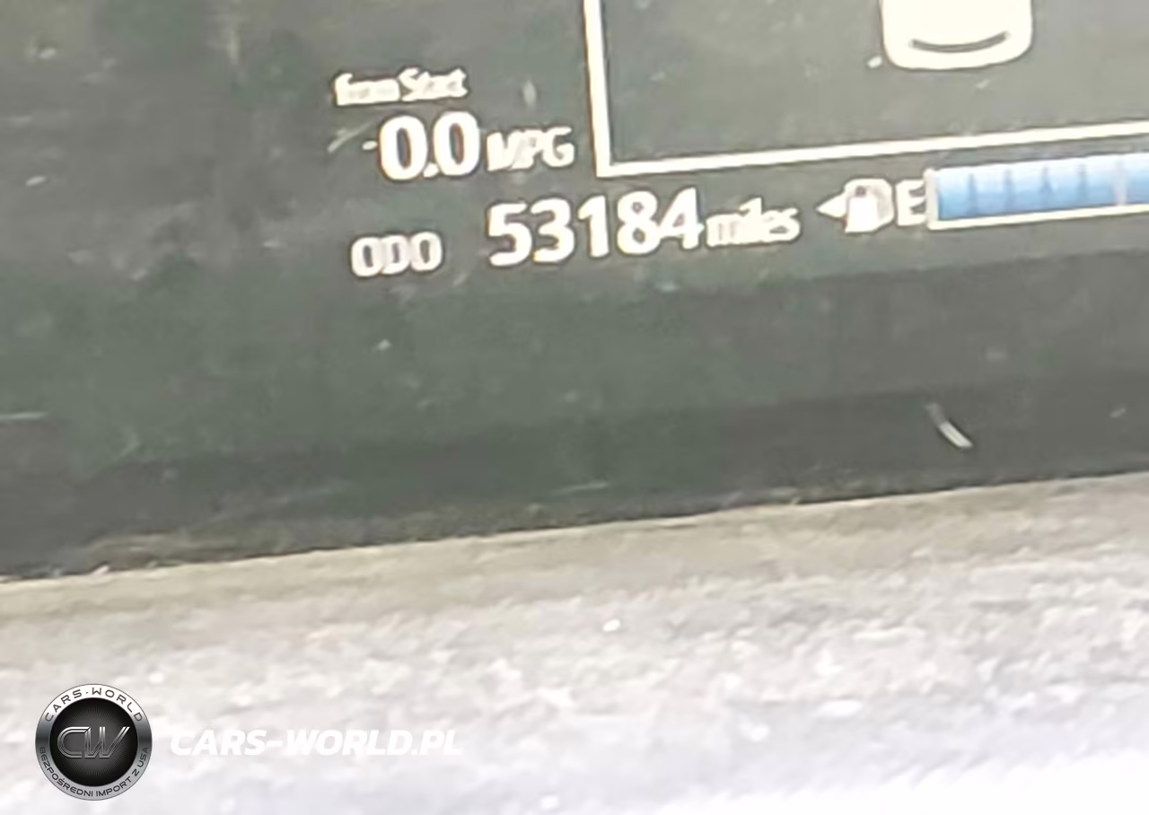 2018 Toyota Prius C Three VIN:JTDKDTB32J1619524 - 15