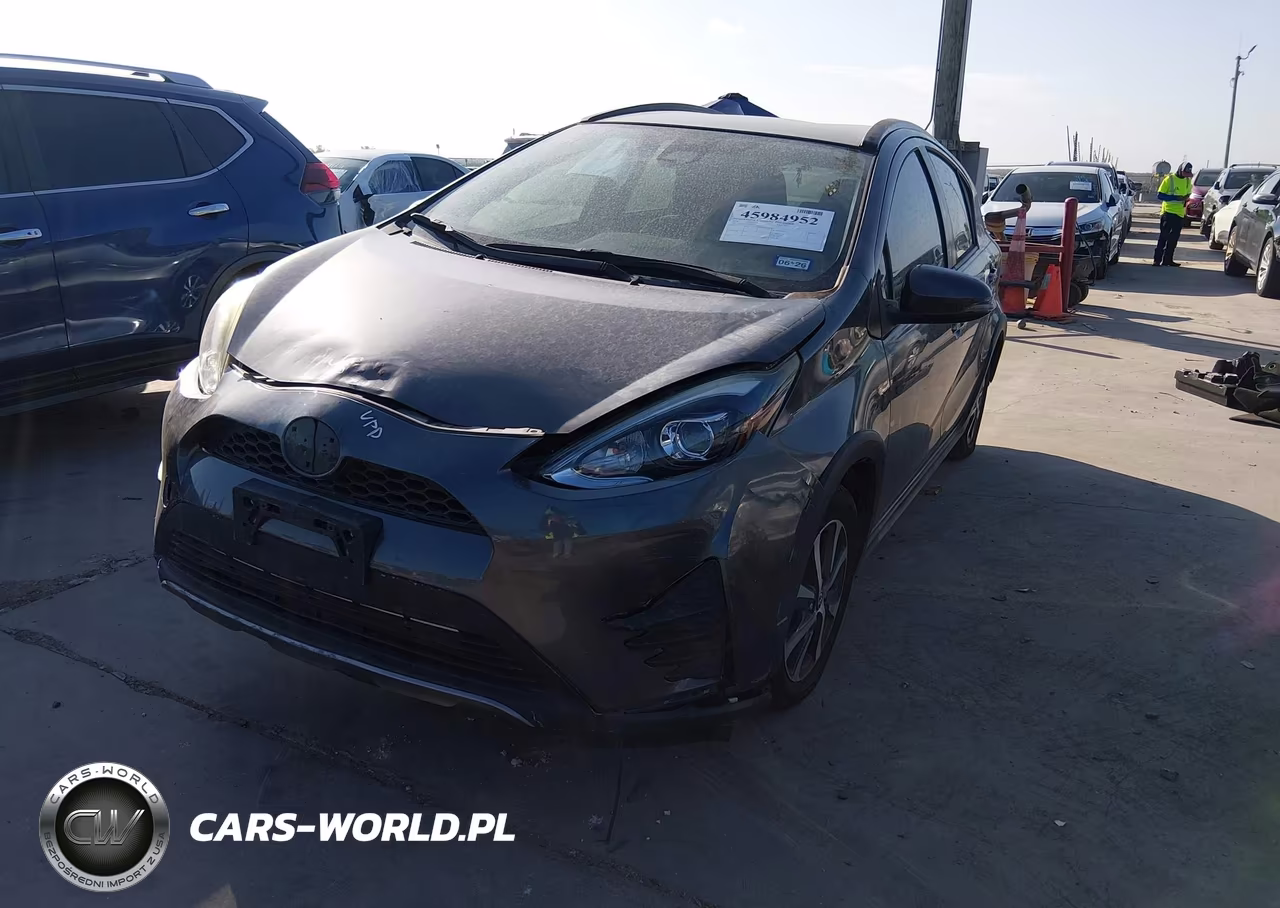 2018 Toyota Prius C Three VIN:JTDKDTB32J1619524 - 2