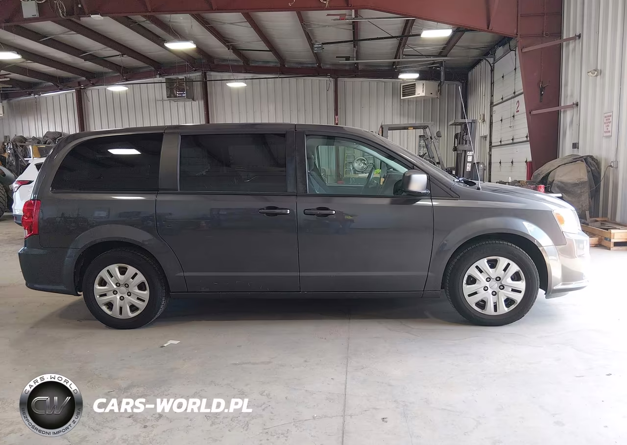 2018 Dodge Grand Caravan Se VIN:2C4RDGBG3JR254811 - 13