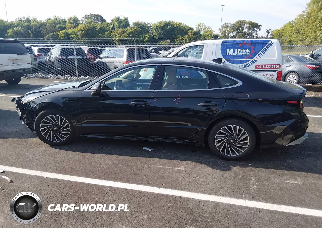 2024 Hyundai Sonata Hybrid Limited VIN:KMHL54JJ5RA101907 - 15