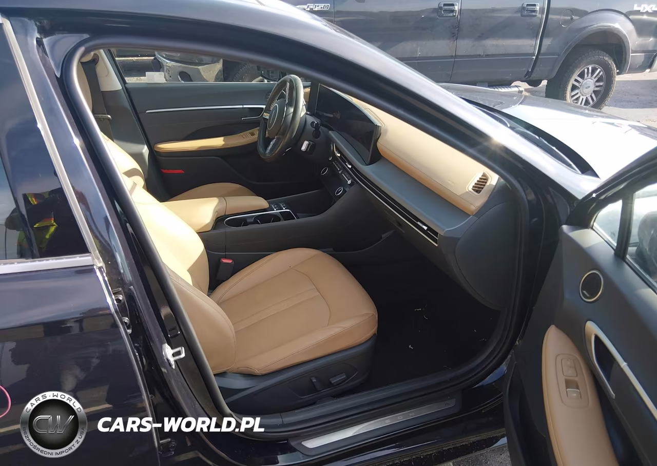 2024 Hyundai Sonata Hybrid Limited VIN:KMHL54JJ5RA101907 - 5