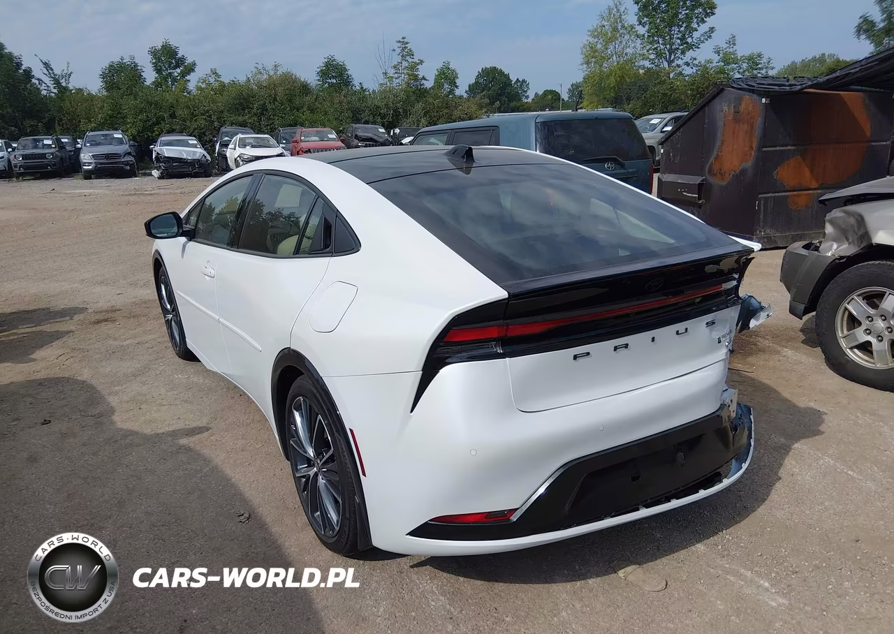 2026 Toyota Prius Xle VIN:JTDACAAU5T3083155 - 3