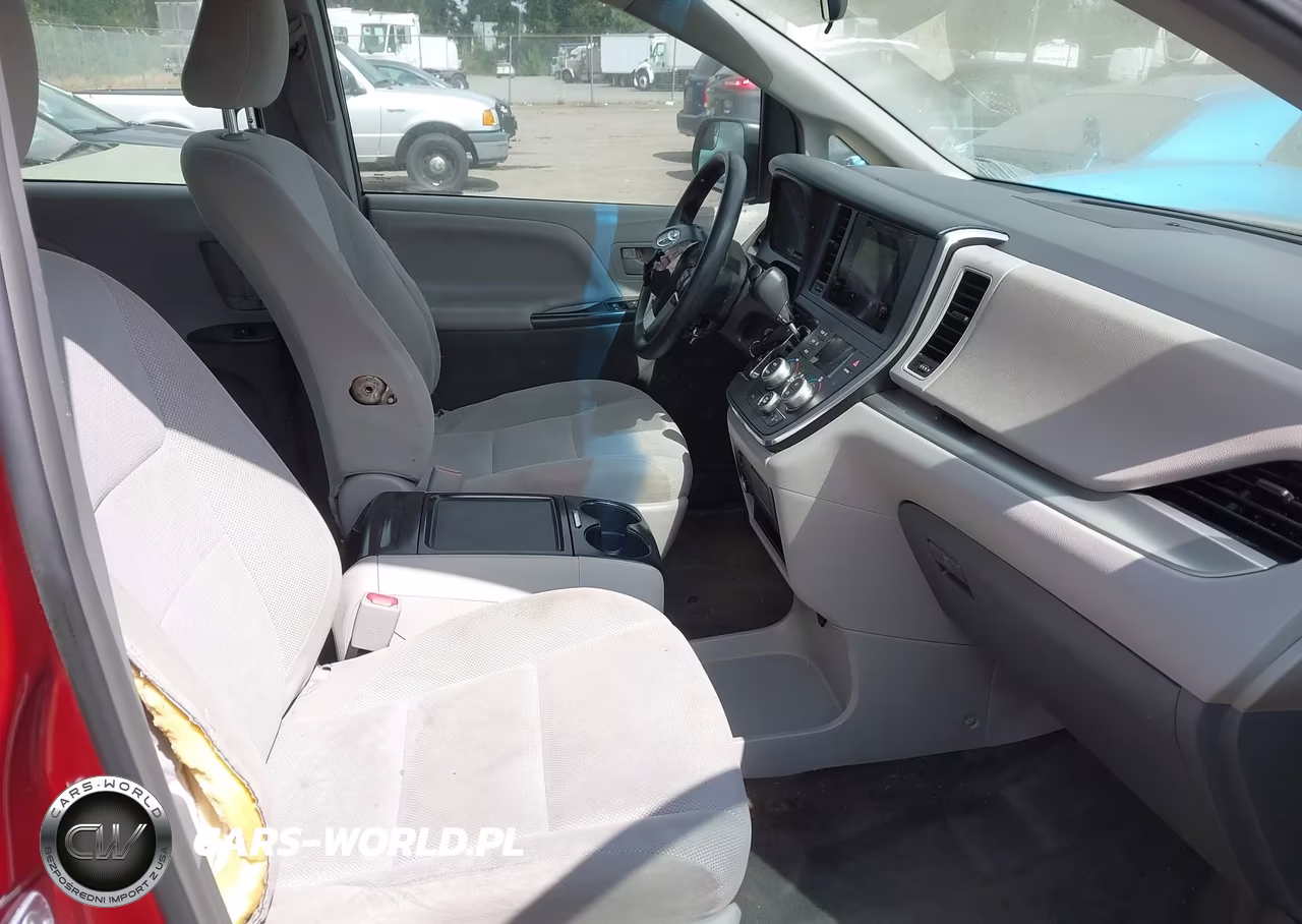 2016 Toyota Sienna L 7 Passenger VIN:5TDZK3DCXGS749290 - 5