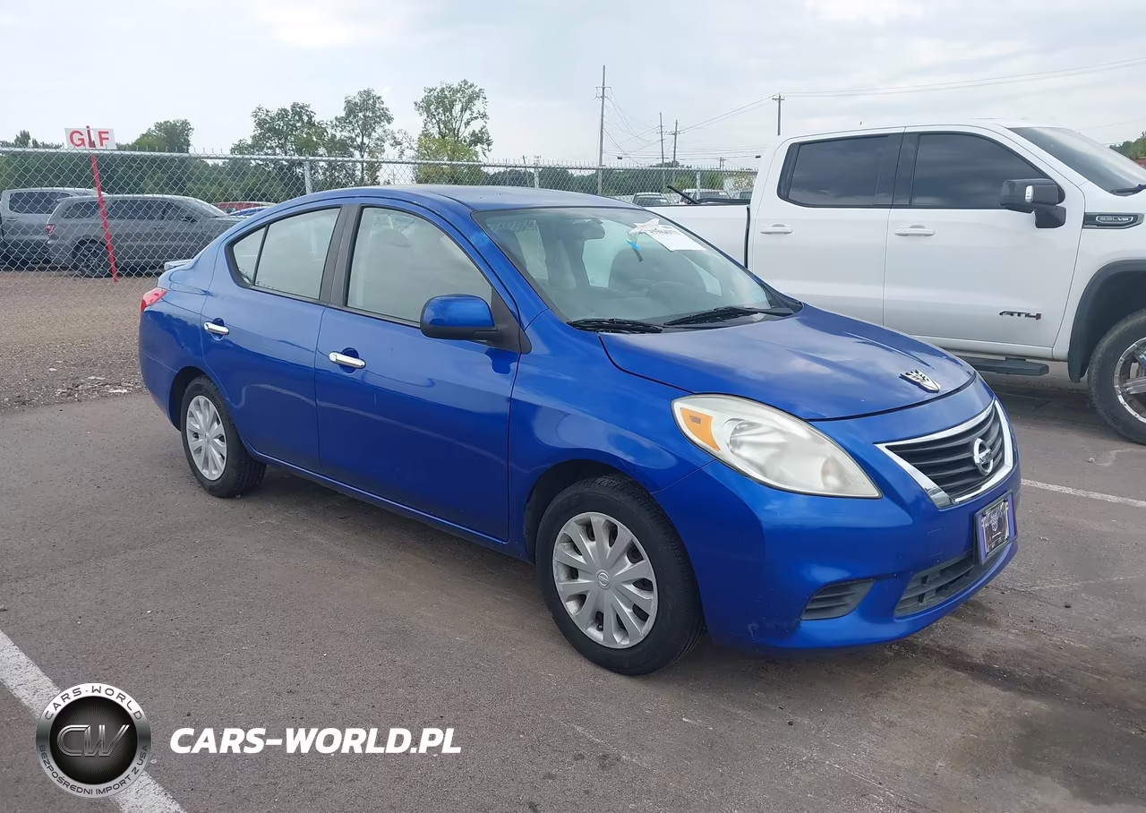 2013 Nissan Versa 1.6 Sv – zdjęcie 1 z 14