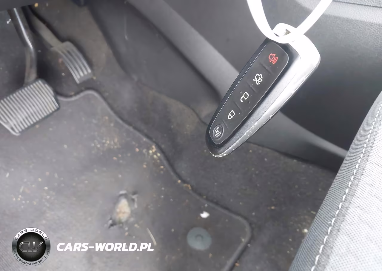 2019 Ford Escape Se VIN:1FMCU0GD2KUB13000 - 11