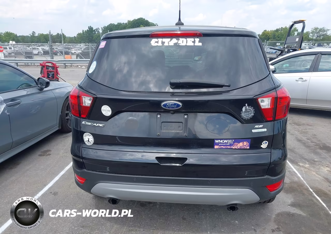 2019 Ford Escape Se VIN:1FMCU0GD2KUB13000 - 16