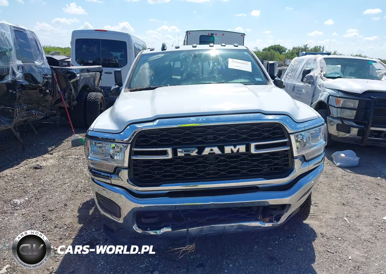 2020 Ram 3500 Tradesman 4X4 8' Box VIN:3C63RRGL6LG196024 - 15