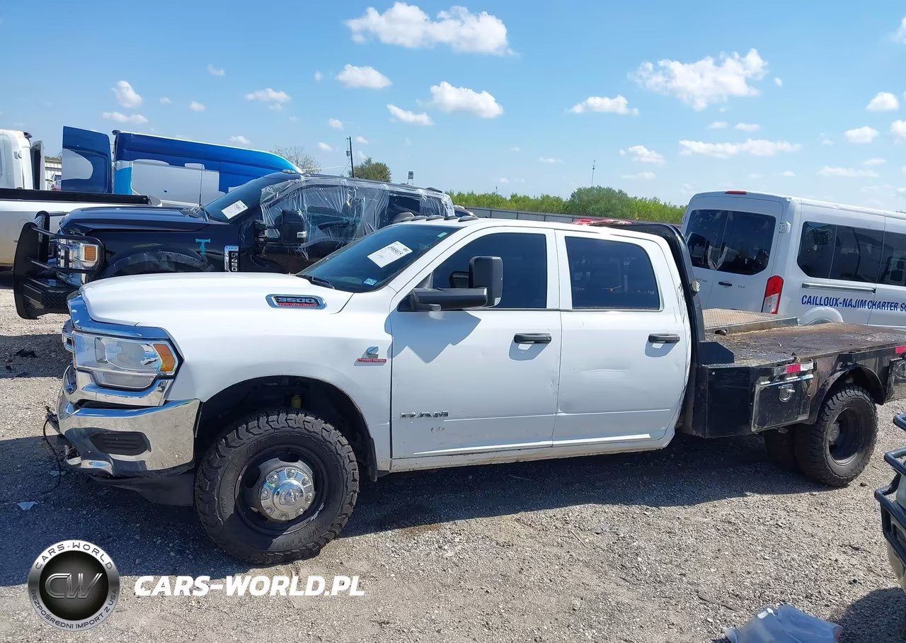 2020 Ram 3500 Tradesman 4X4 8' Box VIN:3C63RRGL6LG196024 - 17