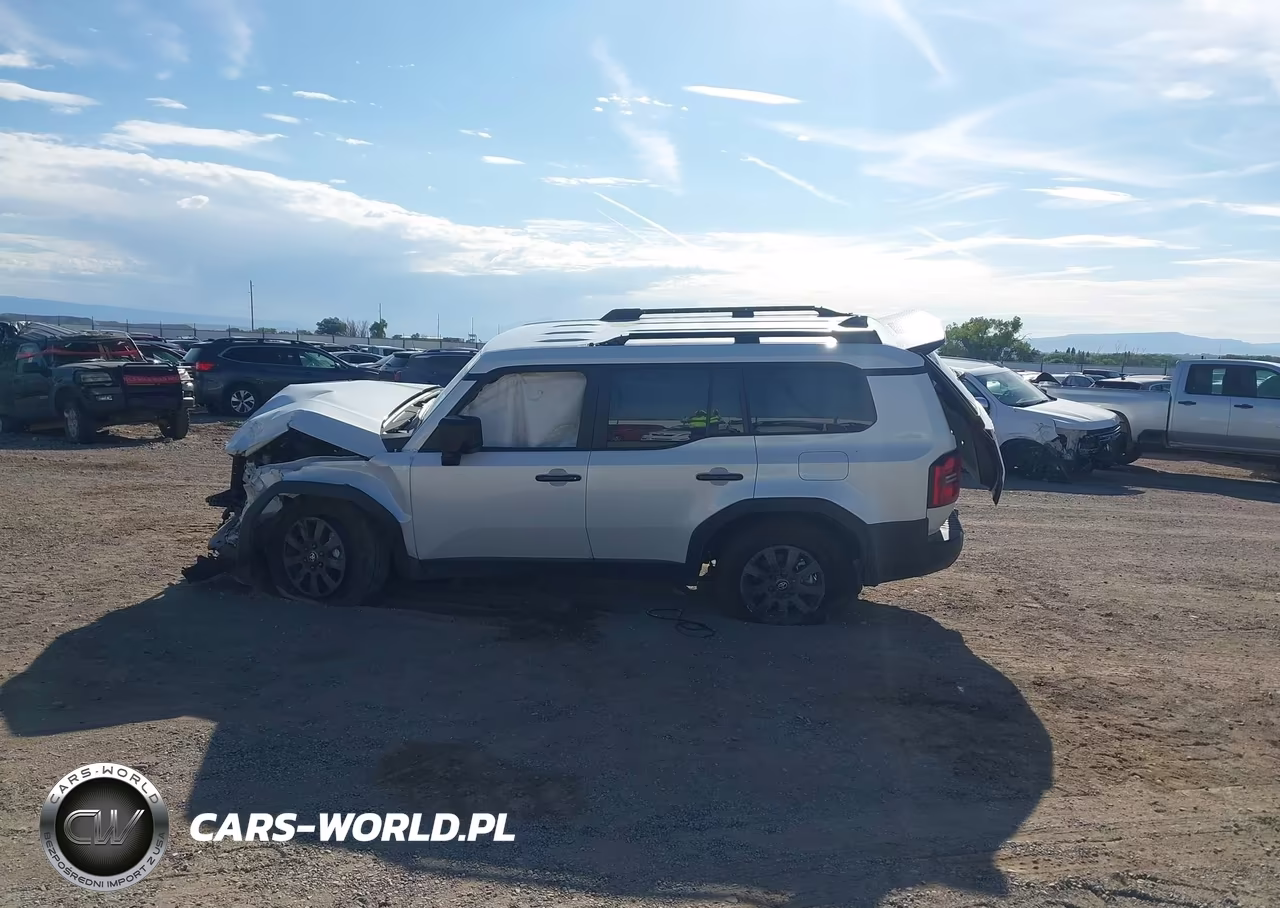 2026 Toyota Land Cruiser VIN:JTEABFAJXTK064785 - 13