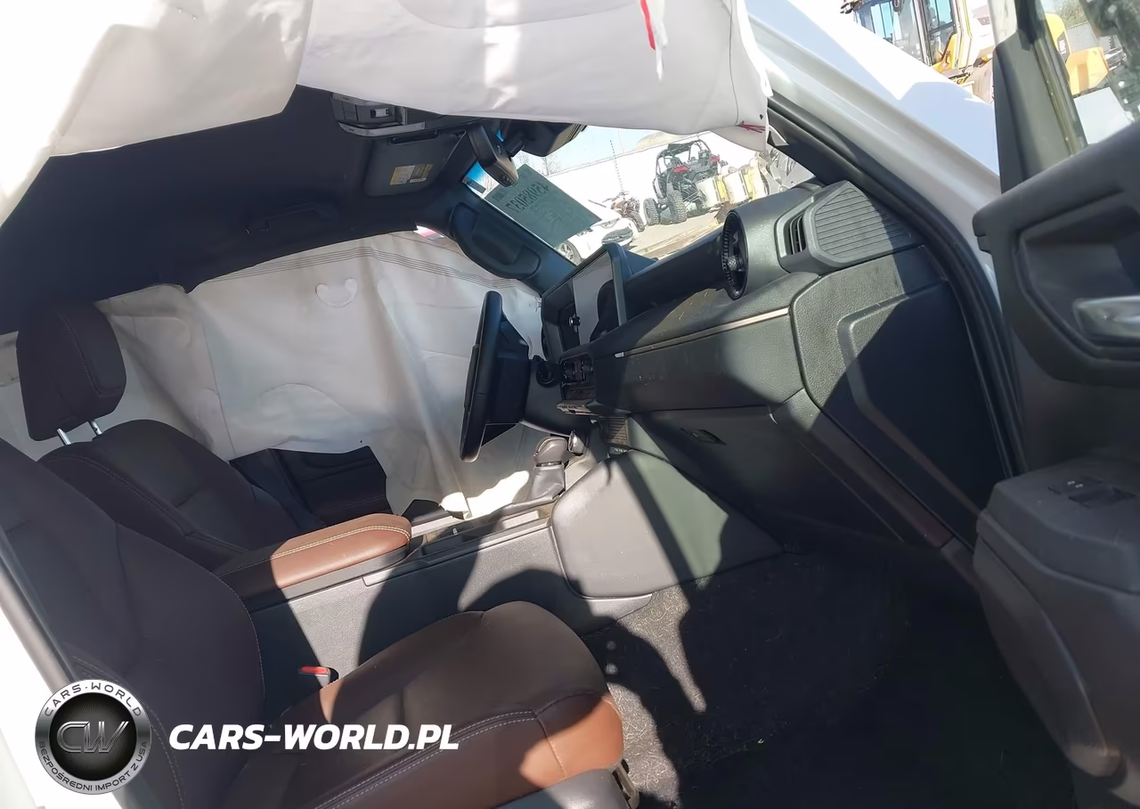 2026 Toyota Land Cruiser VIN:JTEABFAJXTK064785 - 5