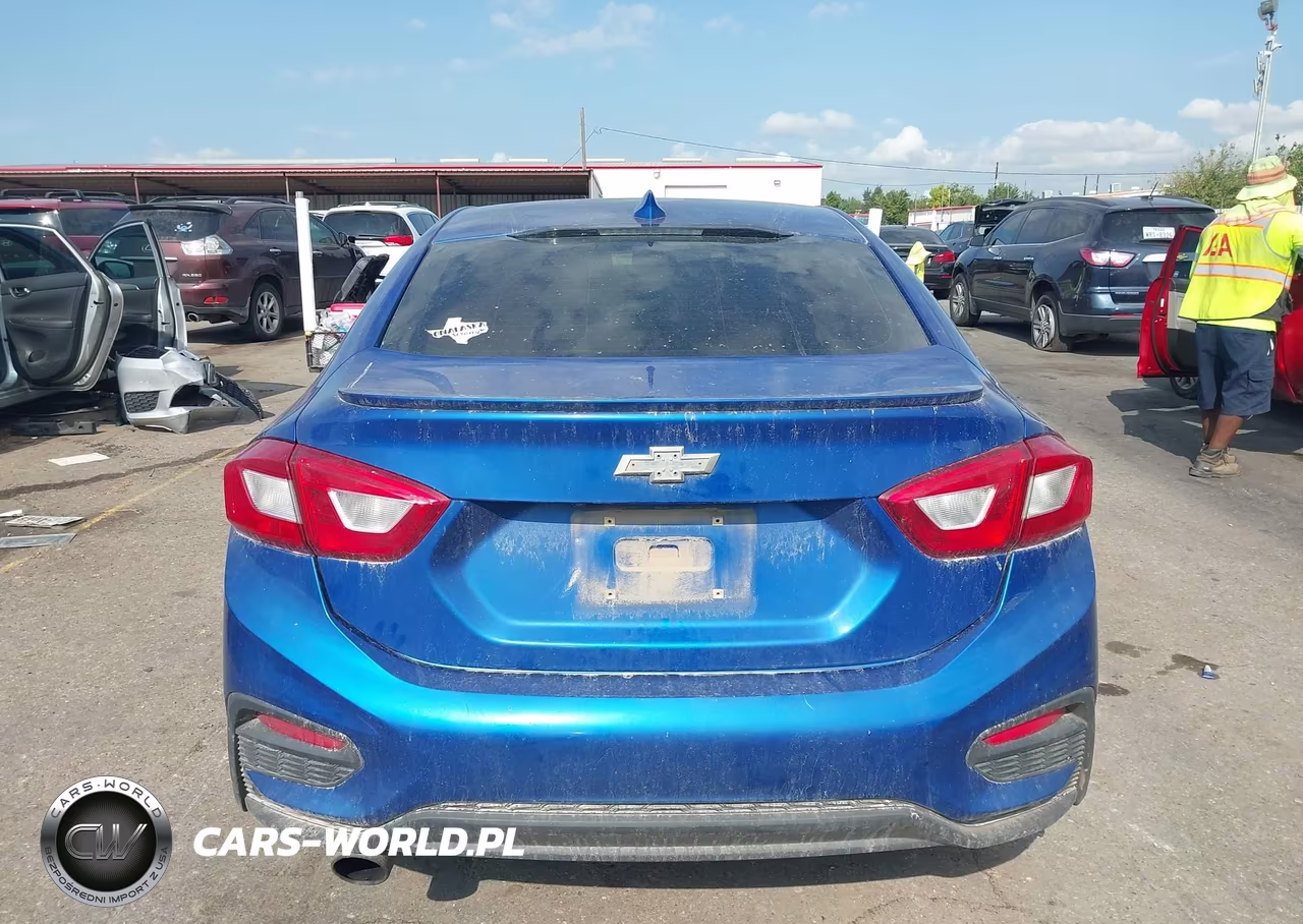 2018 Chevrolet Cruze Lt Auto VIN:1G1BE5SM4J7145177 - 17