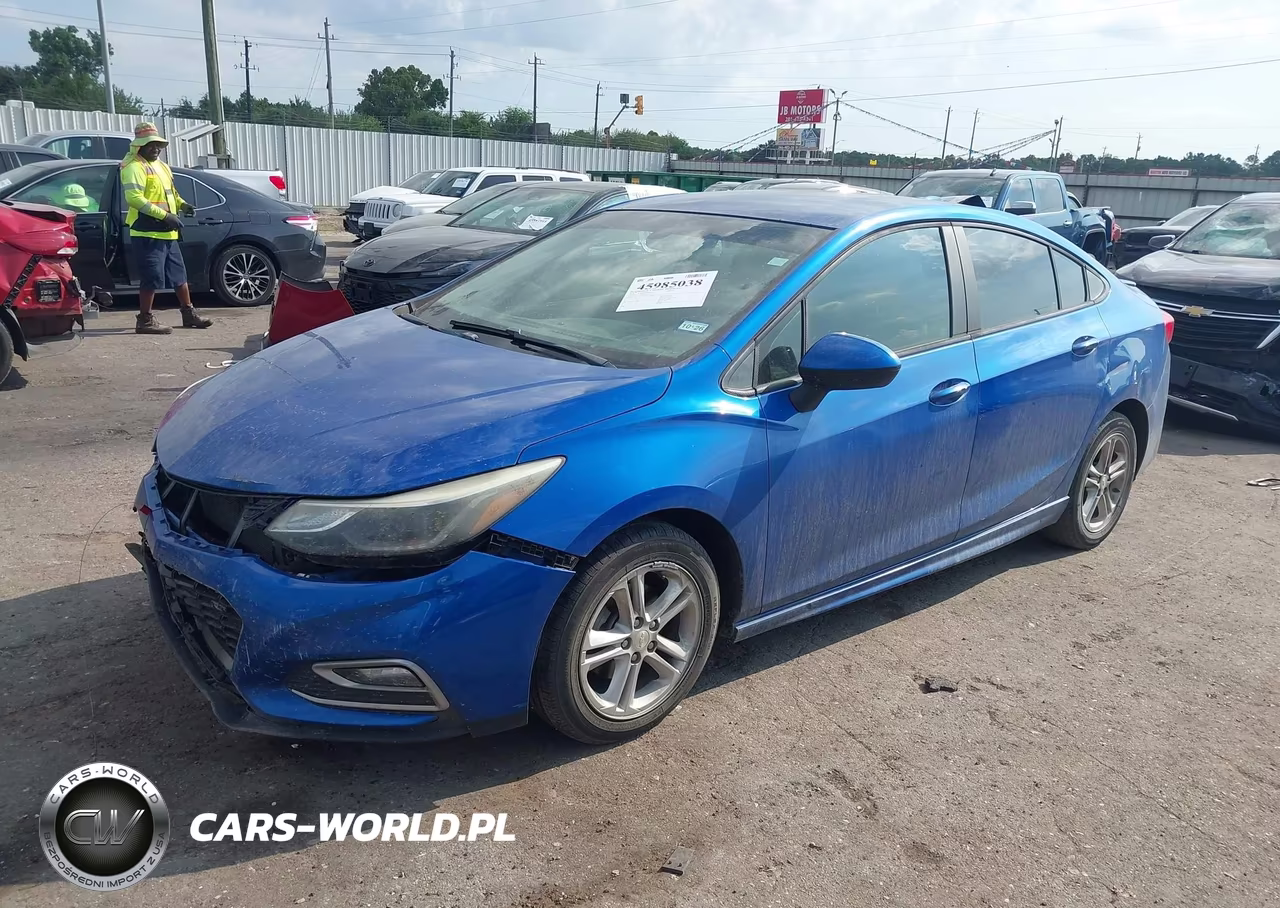 2018 Chevrolet Cruze Lt Auto VIN:1G1BE5SM4J7145177 - 2