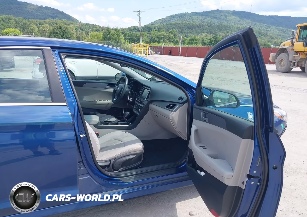 2019 Hyundai Sonata Se VIN:5NPE24AF3KH764179 - 5