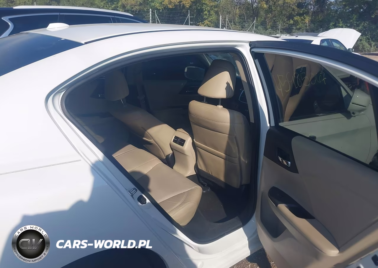 2017 Honda Accord Ex-L VIN:1HGCR2F8XHA184916 - 8