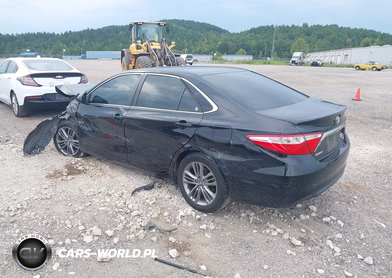 2016 Toyota Camry Se VIN:4T1BF1FK9GU264919 - 3