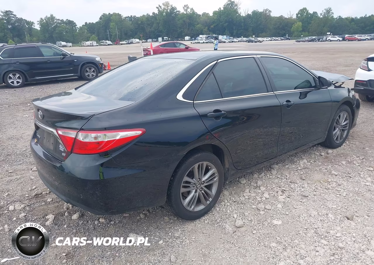 2016 Toyota Camry Se VIN:4T1BF1FK9GU264919 - 4