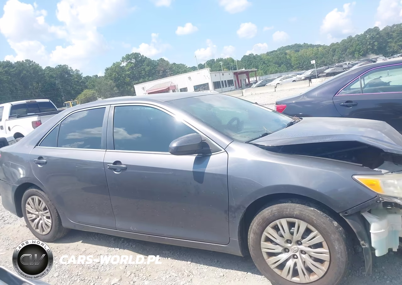 2013 Toyota Camry L VIN:4T1BF1FK8DU719447 - 13