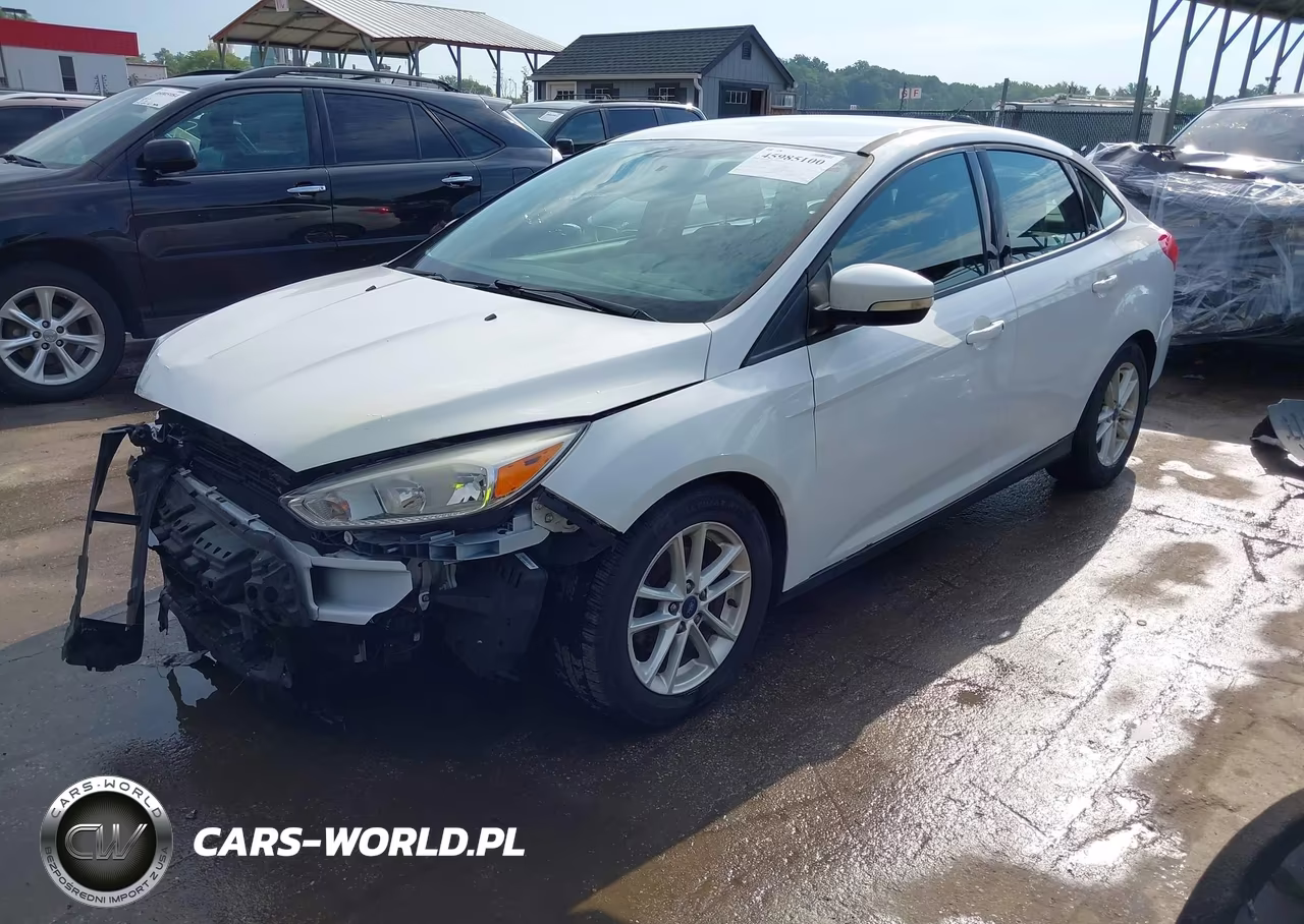 2016 Ford Focus Se VIN:1FADP3F28GL240421 - 2