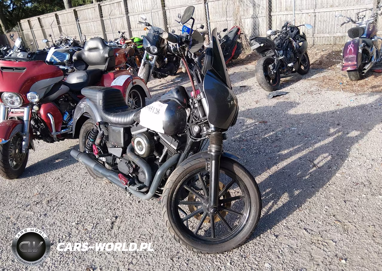 2015 Harley-Davidson Fxdb Dyna Street Bob – zdjęcie 1 z 19