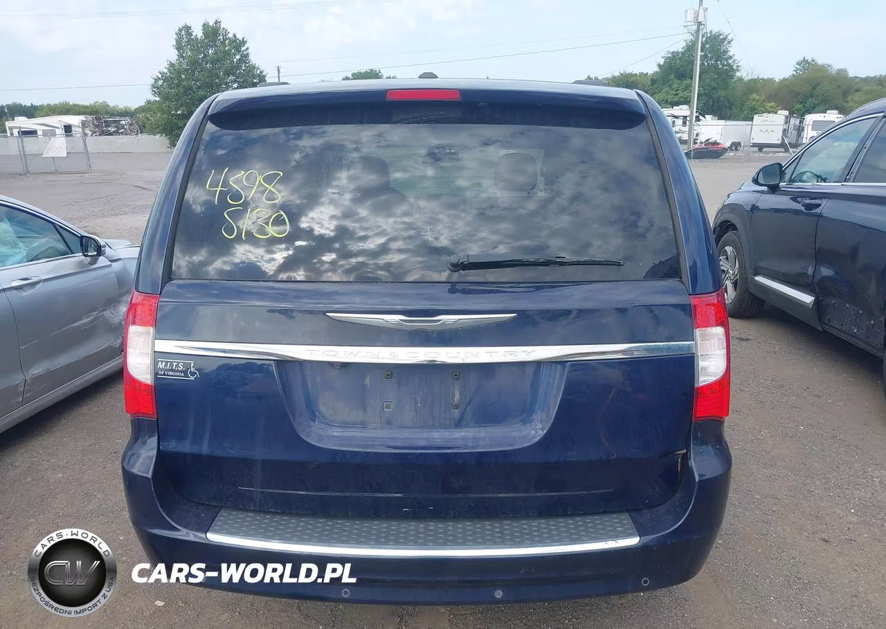 2012 Chrysler Town & Country Touring-L VIN:2C4RC1CG0CR216597 - 17