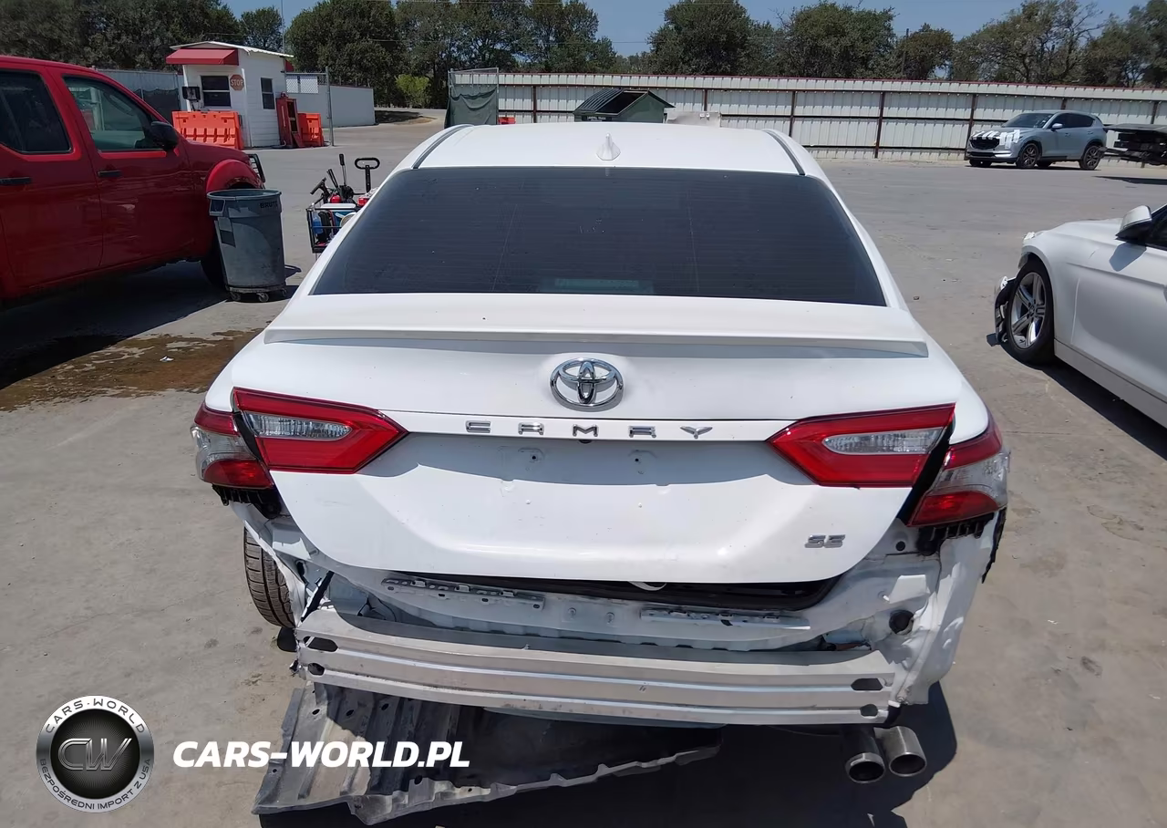 2019 Toyota Camry Se VIN:4T1B11HK9KU192737 - 17