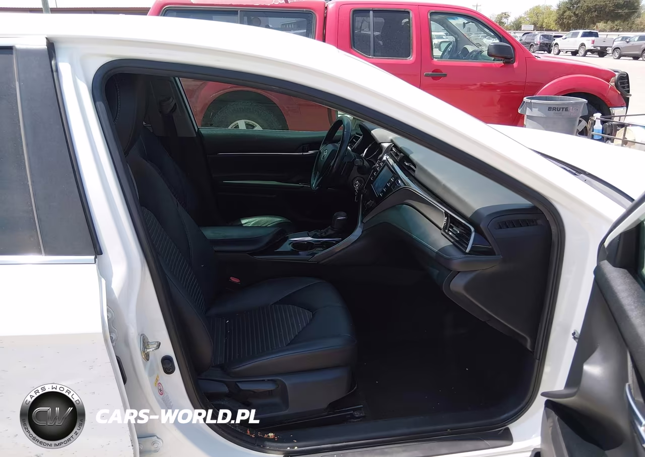 2019 Toyota Camry Se VIN:4T1B11HK9KU192737 - 5