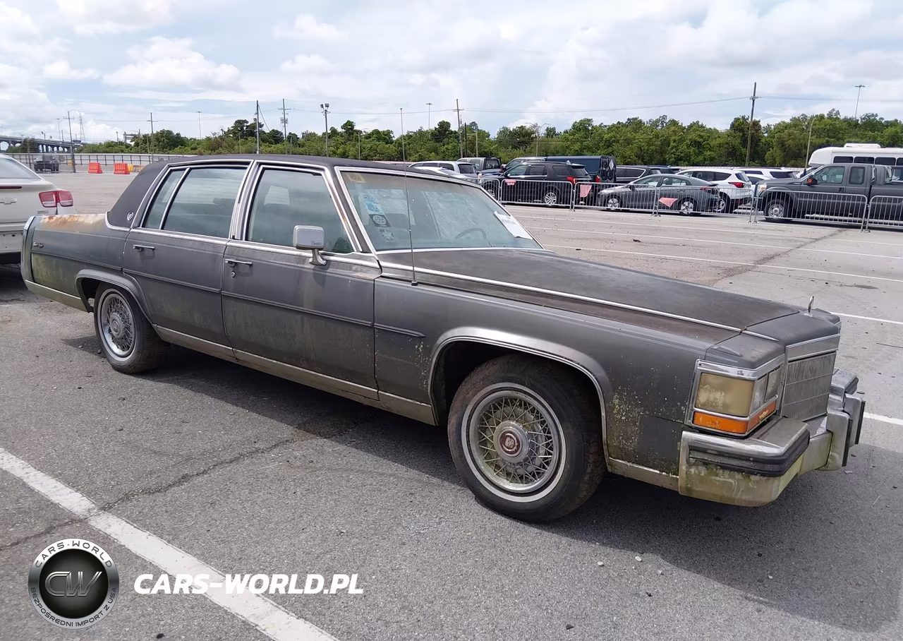 1986 Cadillac Fleetwood Brougham – zdjęcie 1 z 10