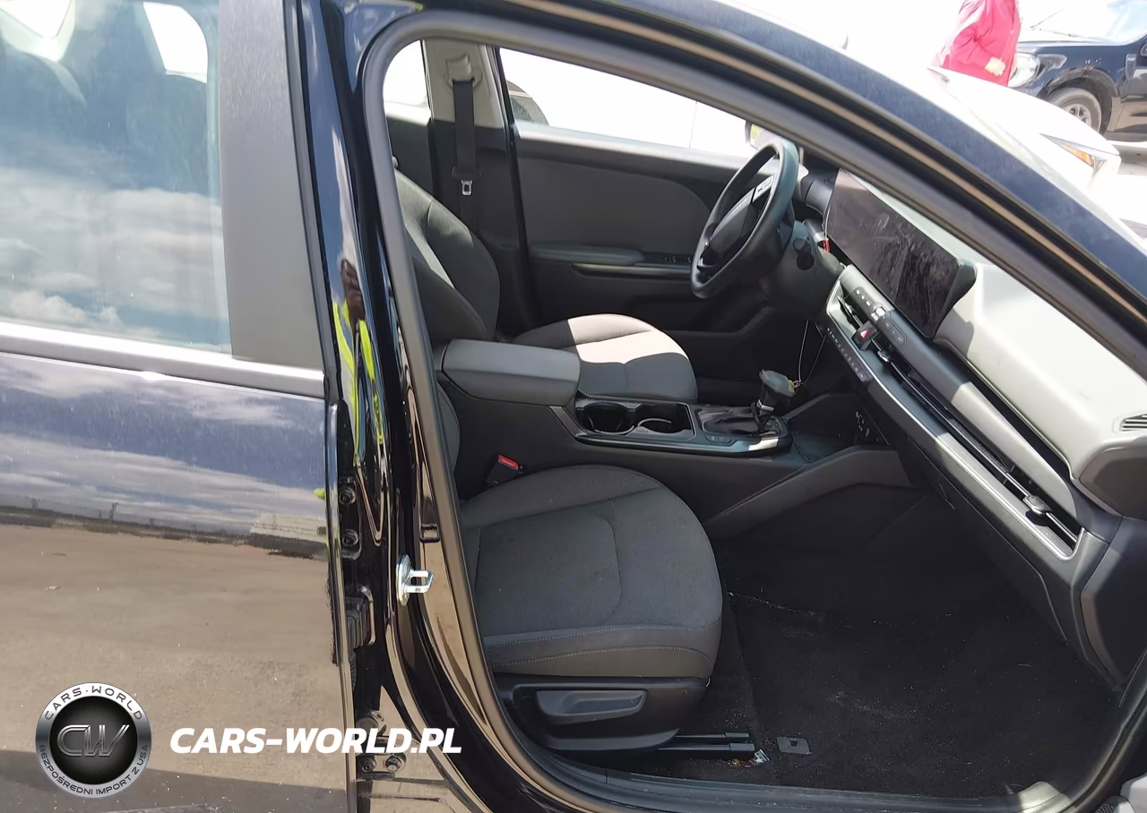 2025 Kia K4 Lx VIN:3KPFT4DE7SE073570 - 5