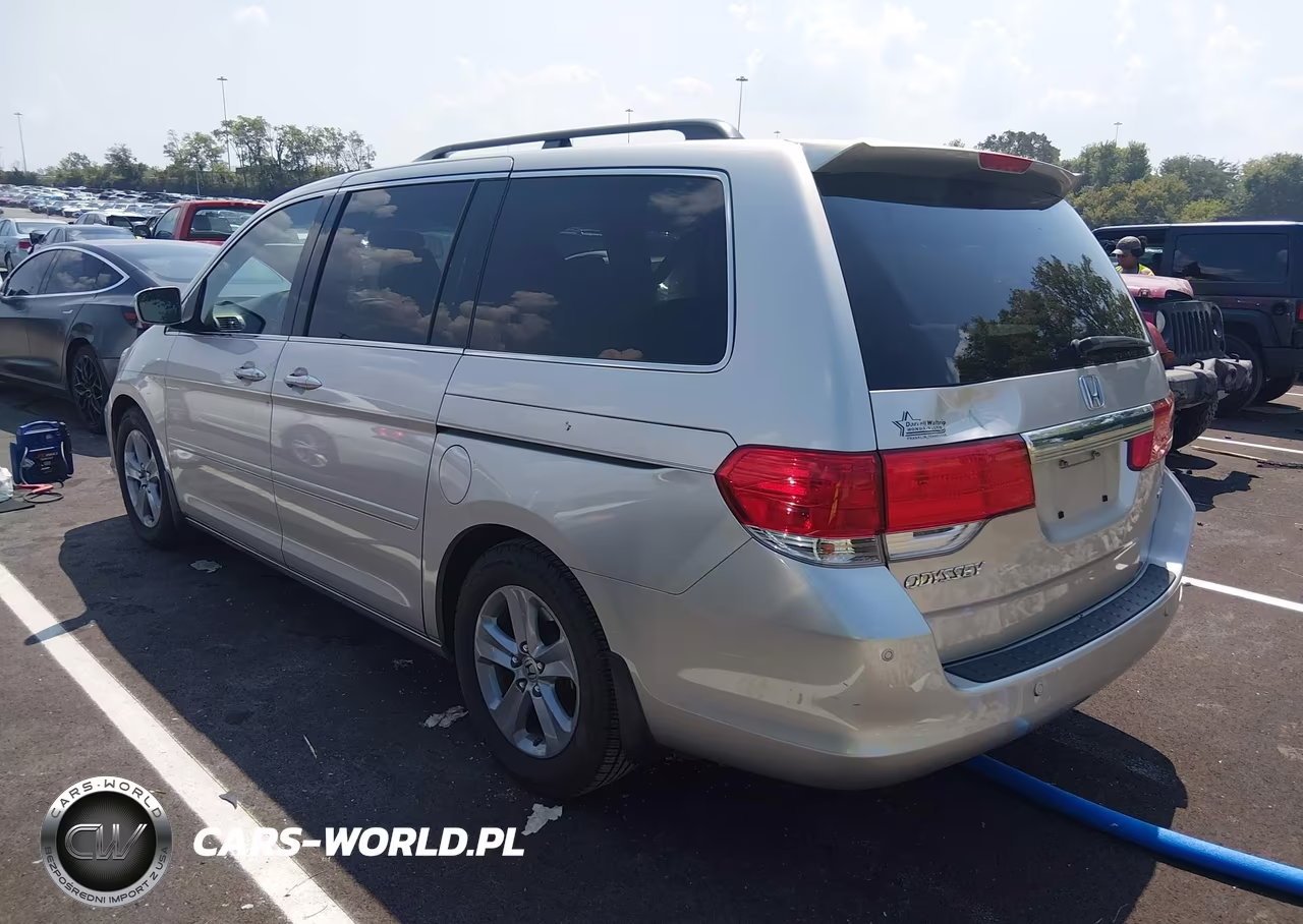 2008 Honda Odyssey Touring VIN:5FNRL38988B092877 - 3