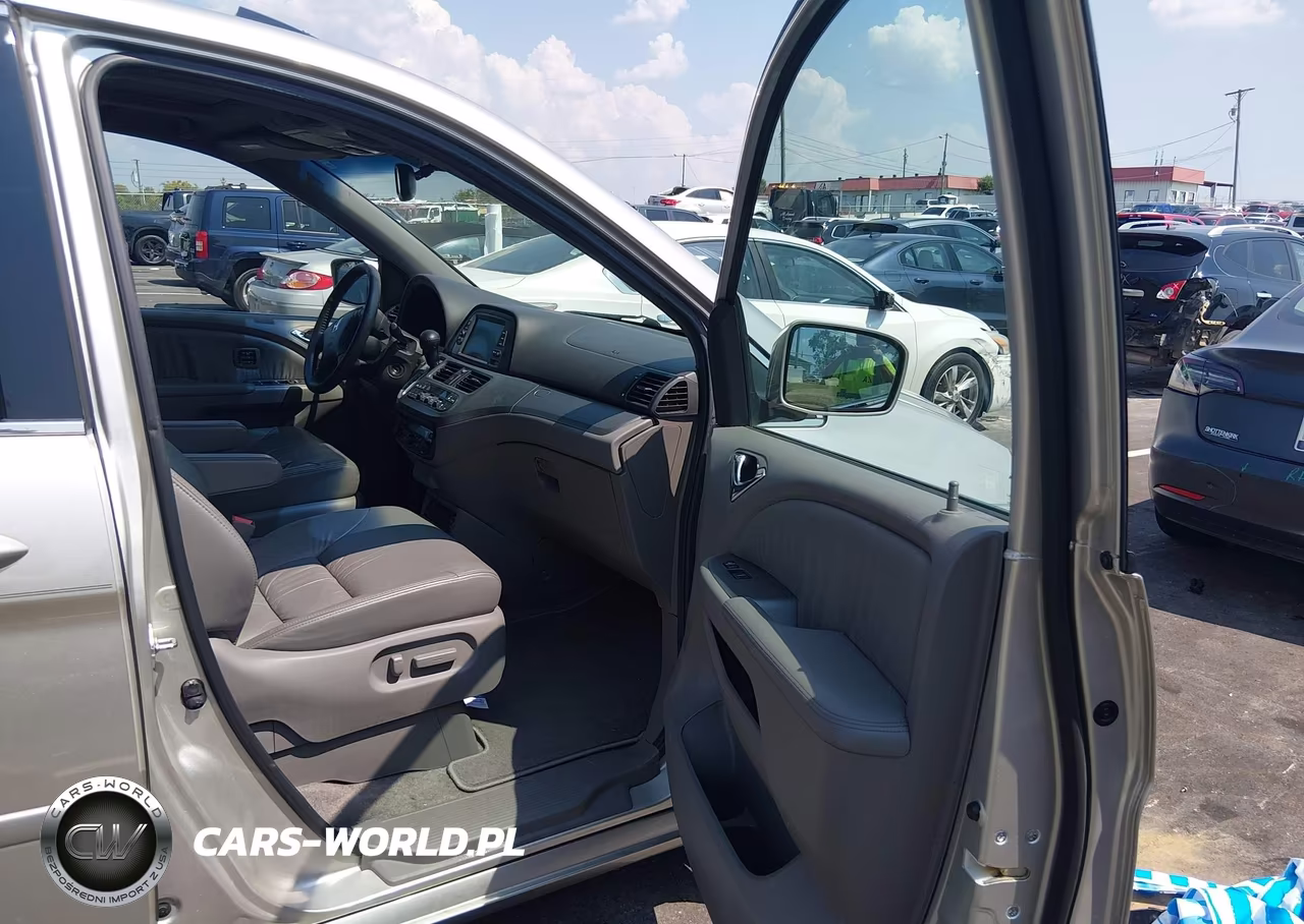 2008 Honda Odyssey Touring VIN:5FNRL38988B092877 - 5