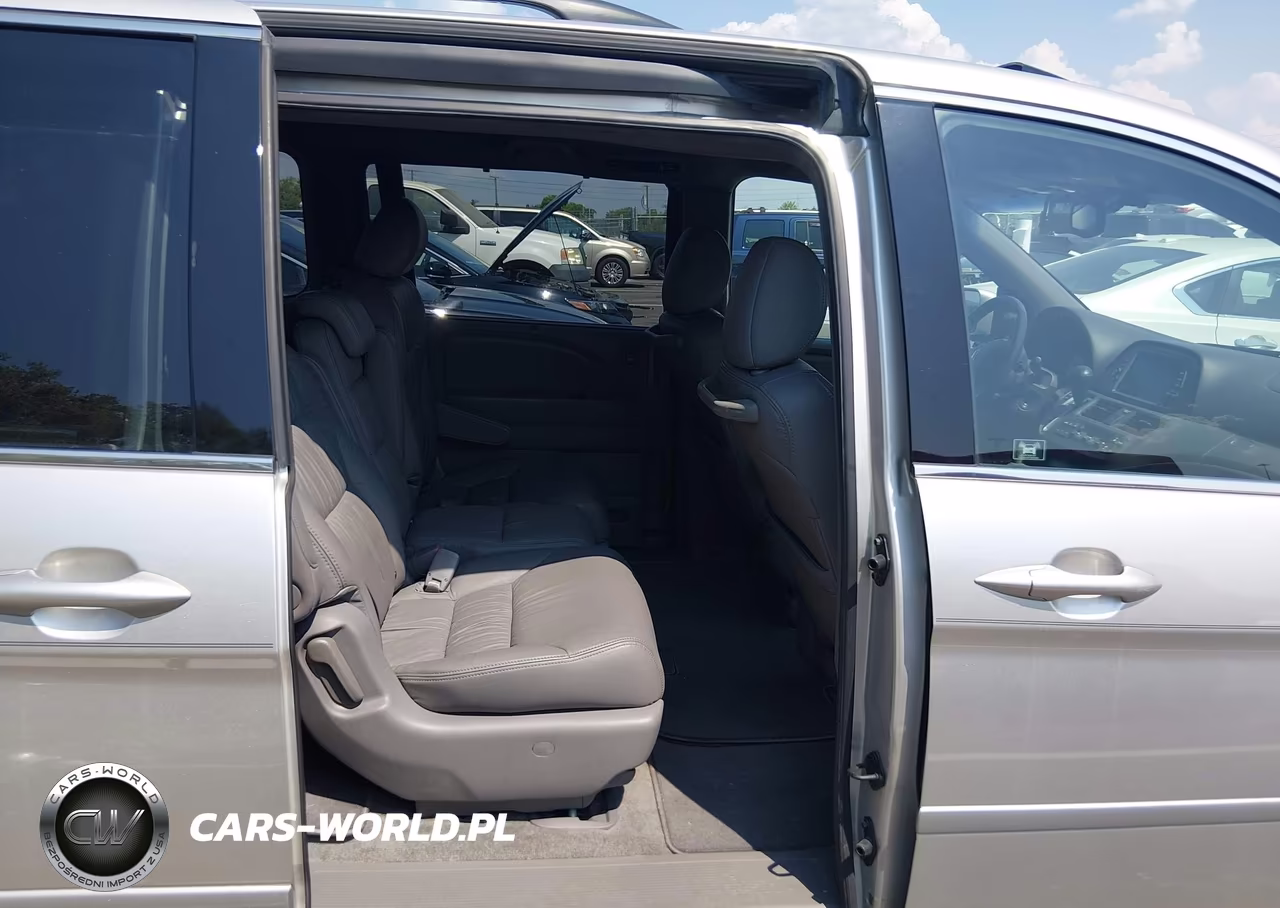 2008 Honda Odyssey Touring VIN:5FNRL38988B092877 - 8