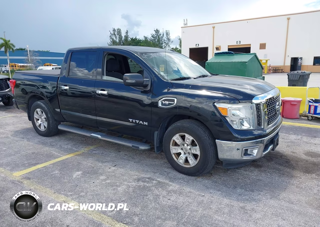 2017 Nissan Titan Sv