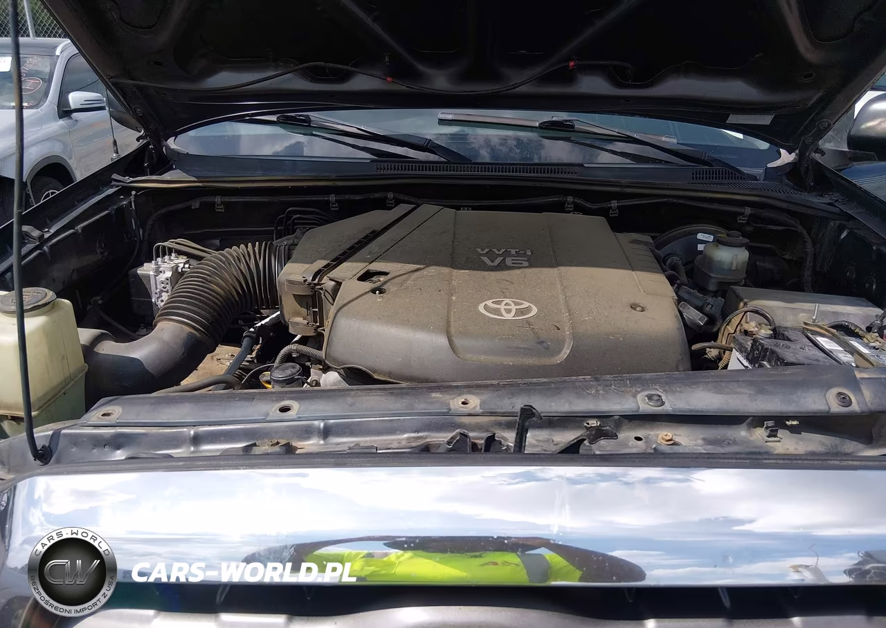 2010 Toyota Tacoma Prerunner V6 VIN:3TMJU4GN7AM094961 - 10