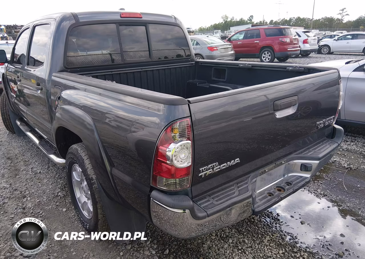 2010 Toyota Tacoma Prerunner V6 VIN:3TMJU4GN7AM094961 - 3