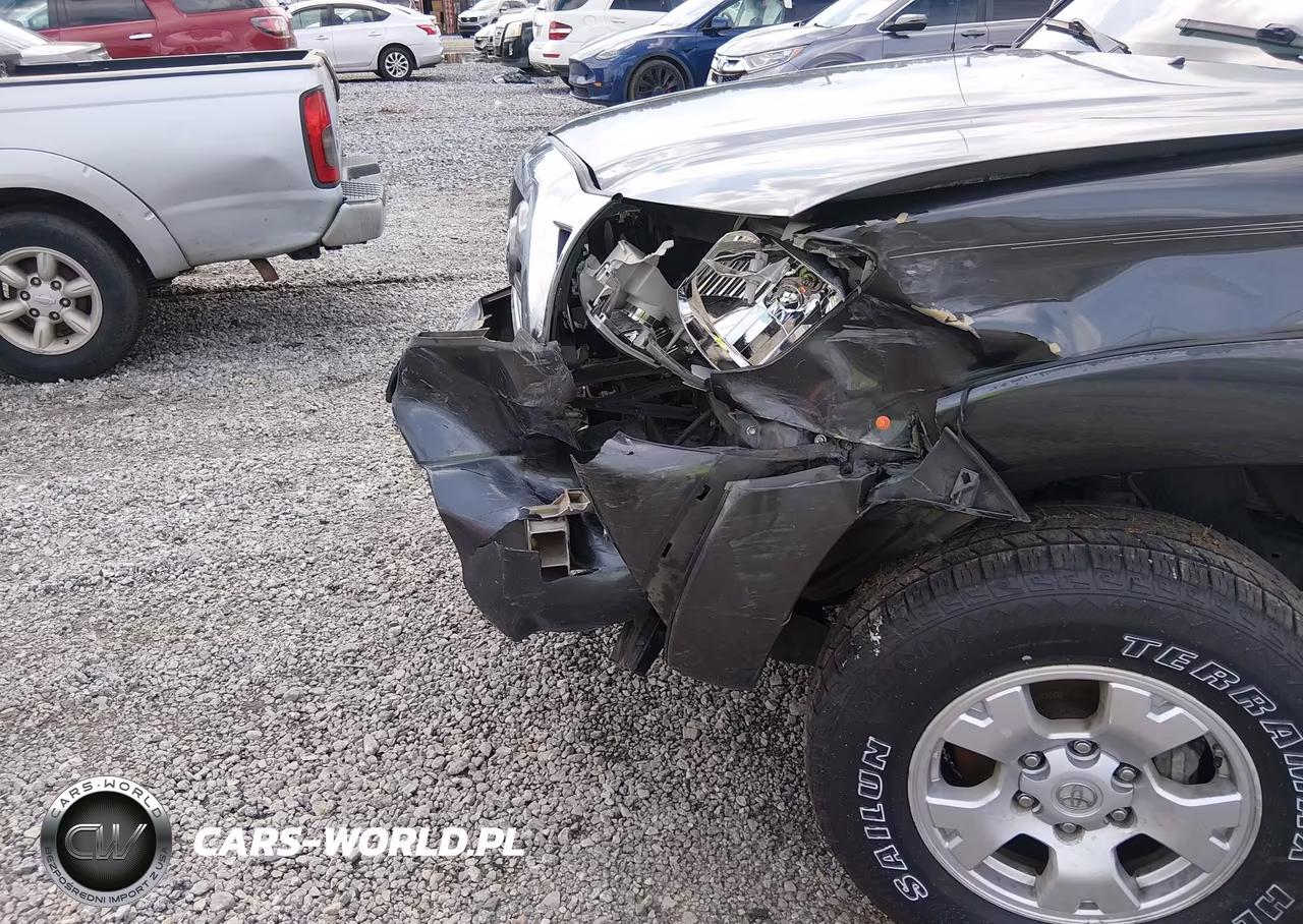 2010 Toyota Tacoma Prerunner V6 VIN:3TMJU4GN7AM094961 - 6