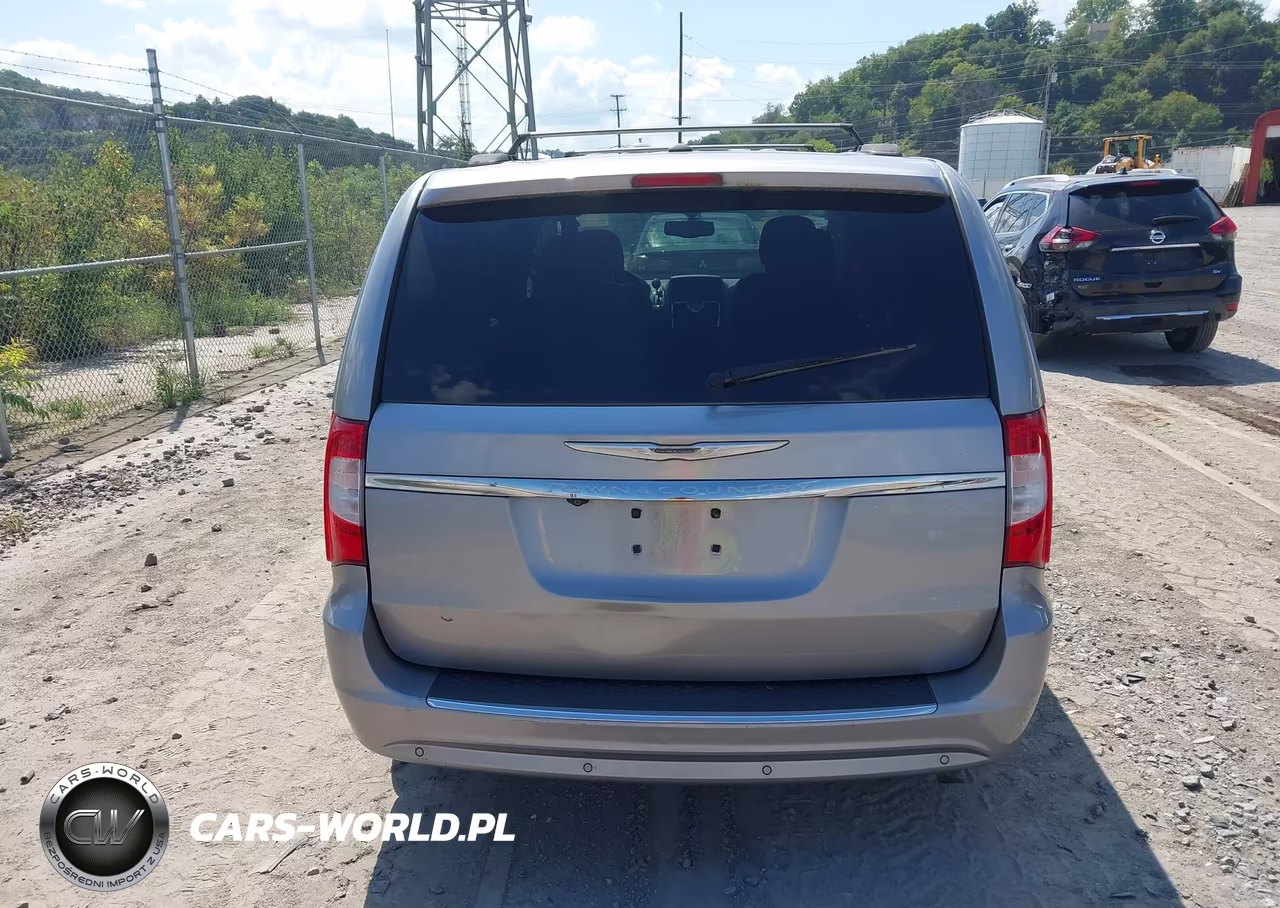 2016 Chrysler Town & Country Touring-L Anniversary Edition VIN:2C4RC1CG8GR129942 - 16